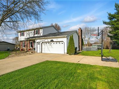 3690 Clearview Dr, Hermitage, PA, 16148