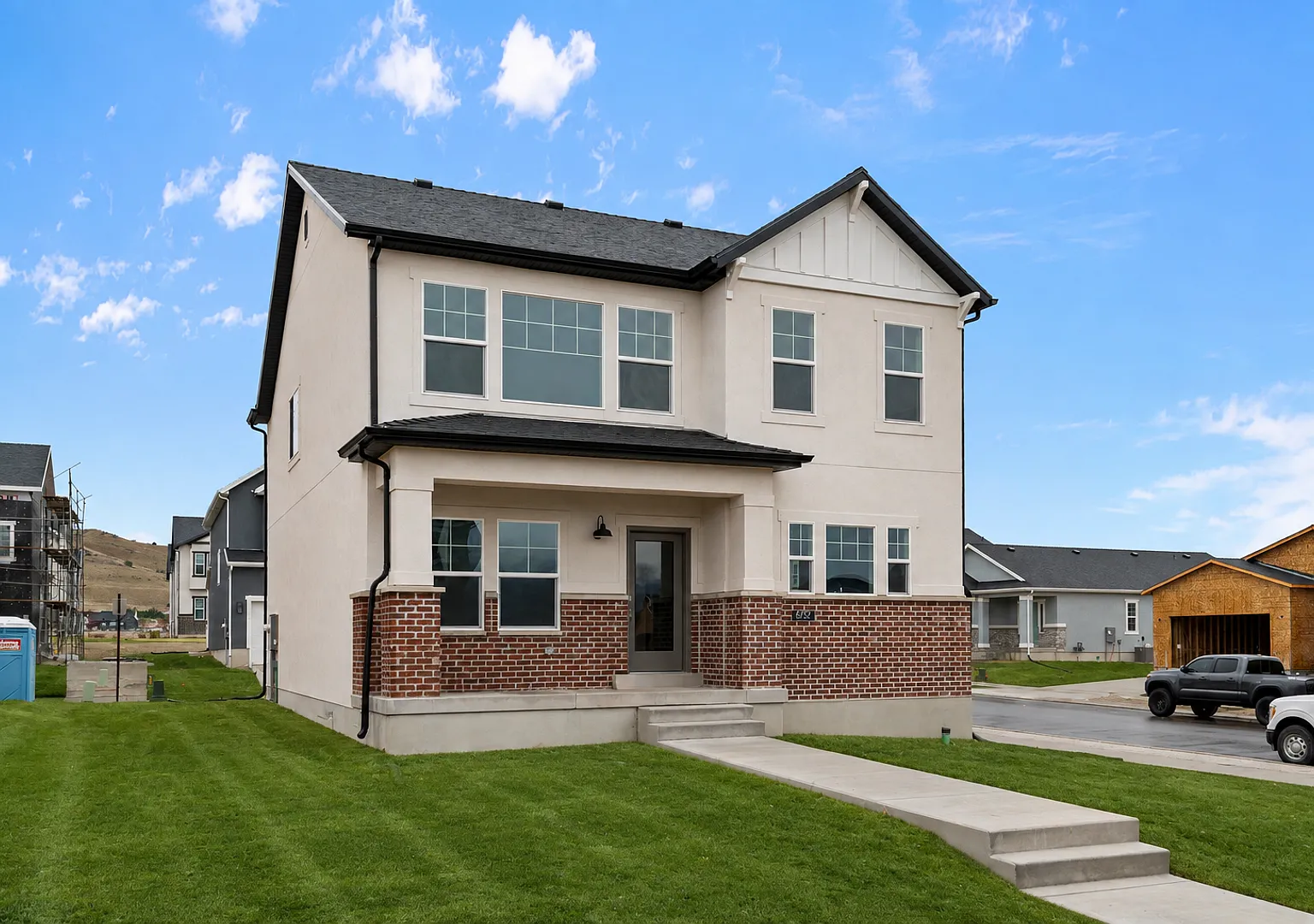New 3 Bedroom Eagle Mountain Home with Pool, Clubhouse & 2-Car Garage — Photo 1