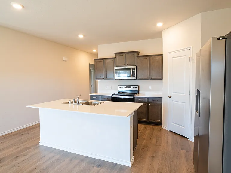 1833 Pecan Valley Dr — Photo 15