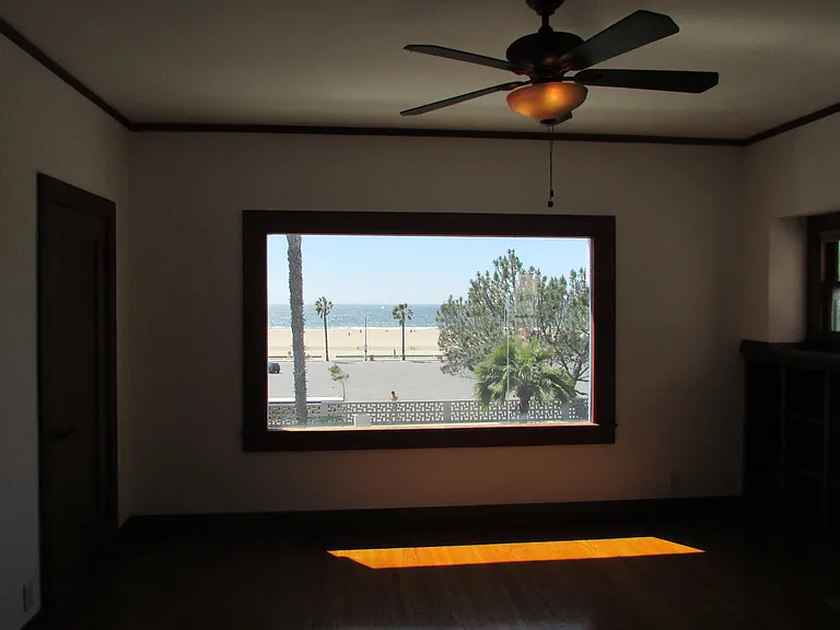 2213 Ocean Ave — Photo 3