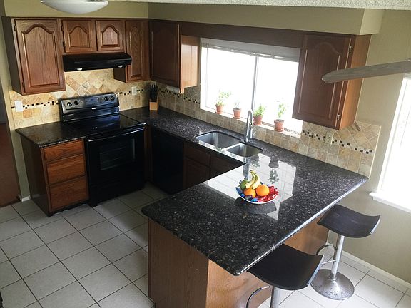 5th image of 7622 Del Glen Ln