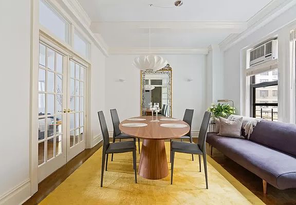 4th image of 245 W 74th St APT 8A