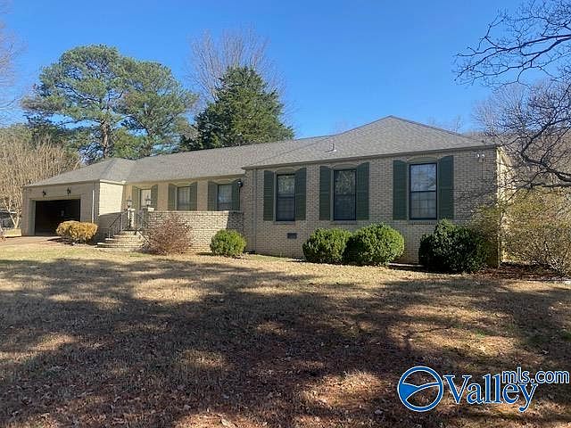 1st image of 2521 Monteview Dr SE