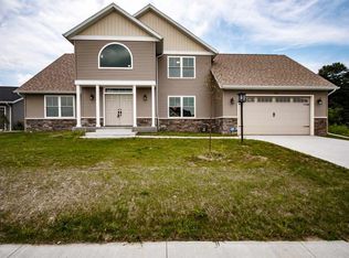 1513 Firestar Dr, Goshen, IN 46526