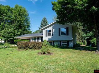 1704 Mission Ln, Saint Peter, MN 56082