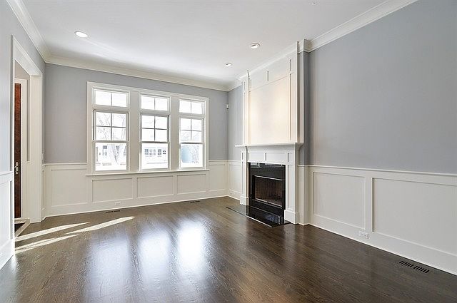 1st image of 4120 N Claremont Ave