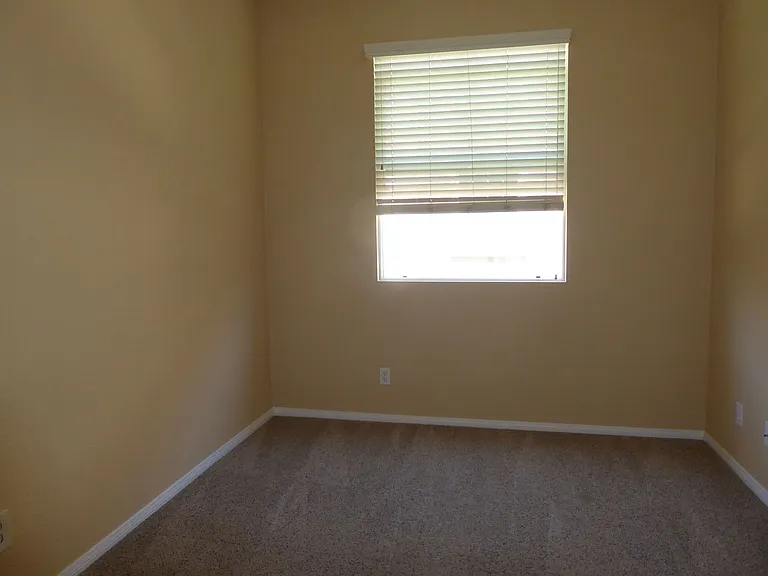 705 Hatfield Dr — Photo 11