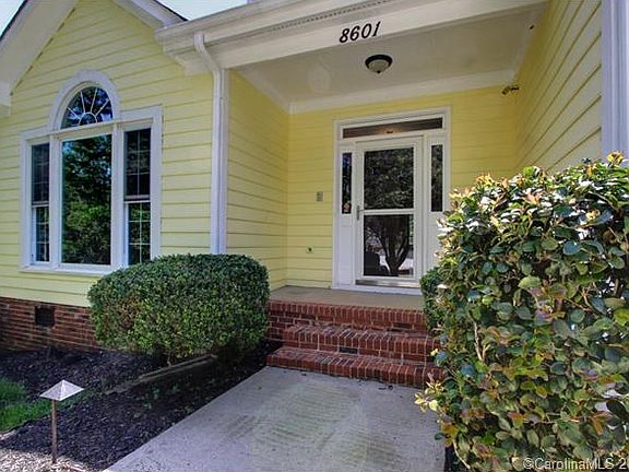 2nd image of 8601 Tamarron Dr
