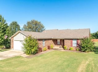 2736 Shadow Lake Dr, Greenwood, AR 72936