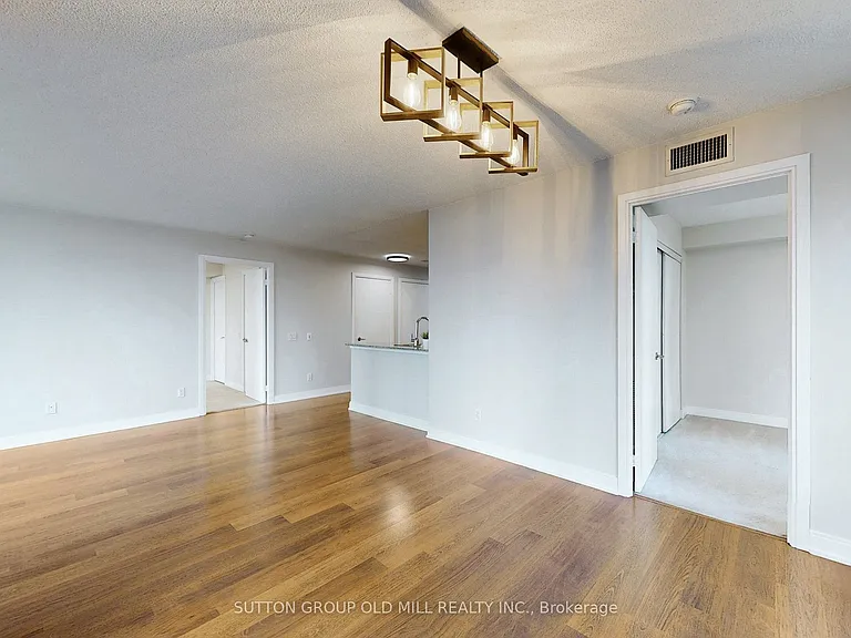 35 Viking Ln #842 — Photo 8