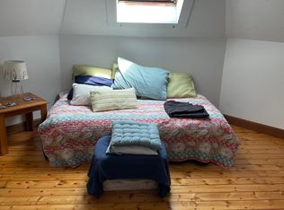 22 Butler Pl, Northampton, MA 01060