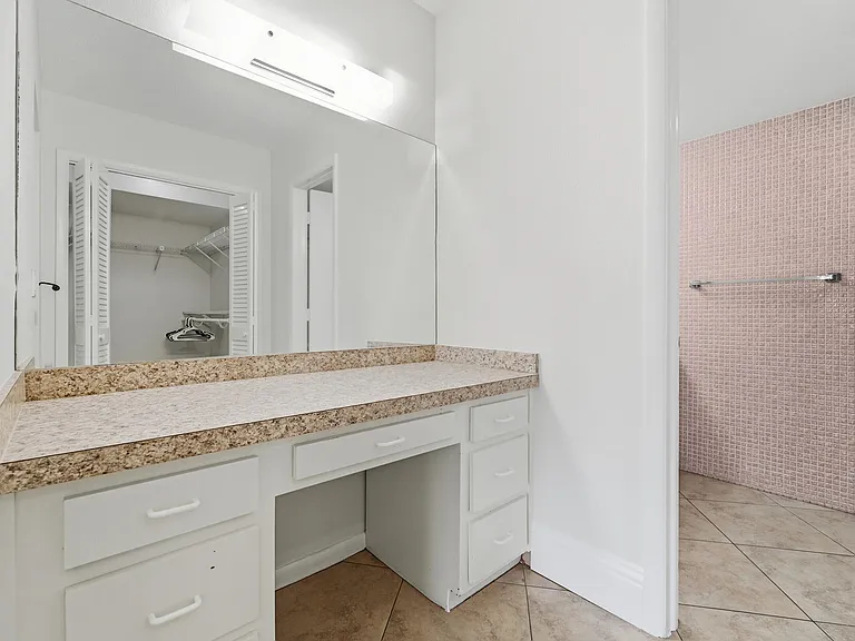 1427 E Hillsboro Blvd #123 — Photo 17