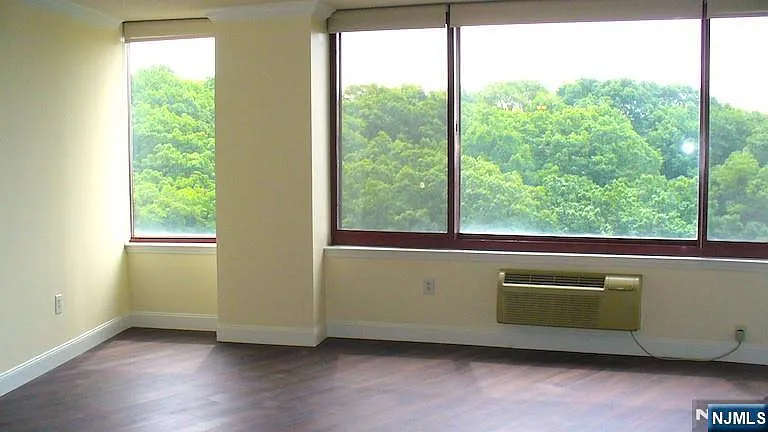 2 bed, 2.5 bath, $4,900 — Photo 3