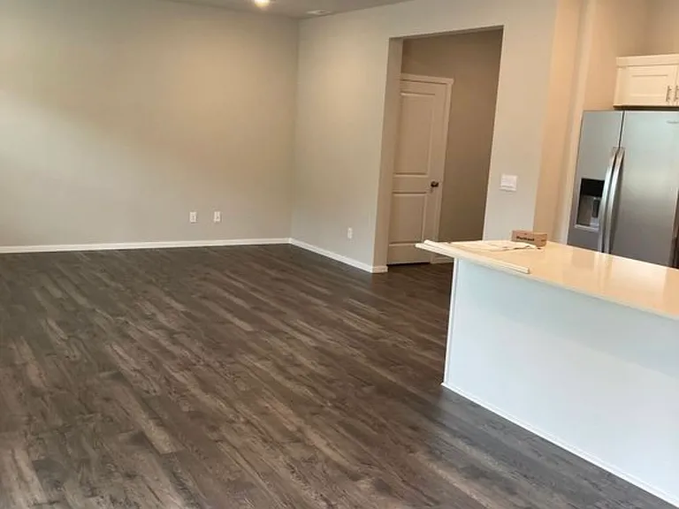 2217 Trailside Dr NE — Photo 14