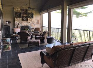636 Chattooga Ridge Trl APT D, Cashiers, NC 28717