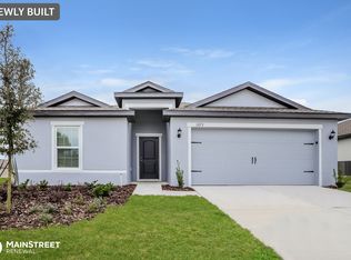 1673 Gopher Tree St, Mascotte, FL 34753