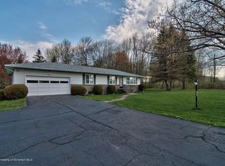 1073 Mount Cobb Rd, Jefferson Twp, PA 18436