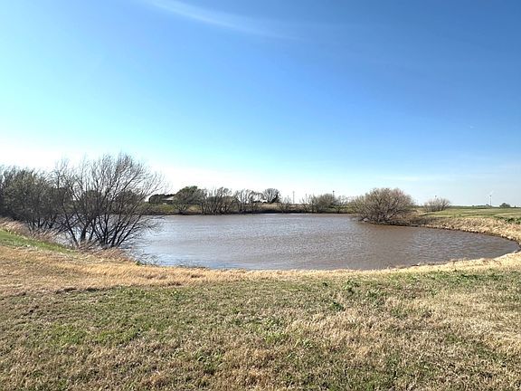 3rd image of 10 E Buffalo Rd