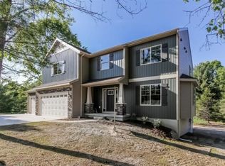 7979 Sable Valley Ct, Ada, MI 49301