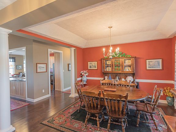 5th image of 170 Pear Blossom Ln