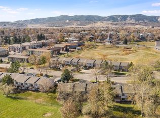 702 Glenmoor Dr, Fort Collins, CO 80521