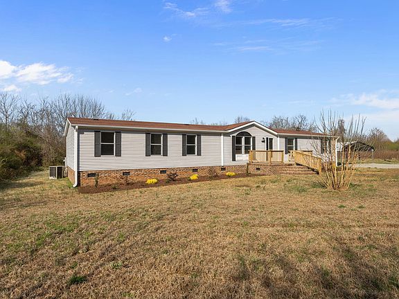 2nd image of 1801 Tower Rd