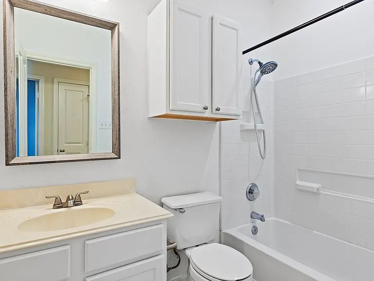6730 Nora Vista Way — Photo 10