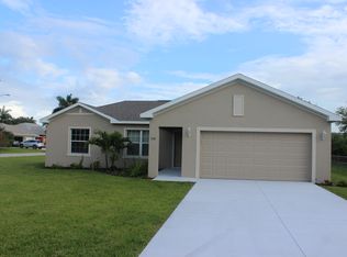 428 SE 21st Ln, Cape Coral, FL 33904