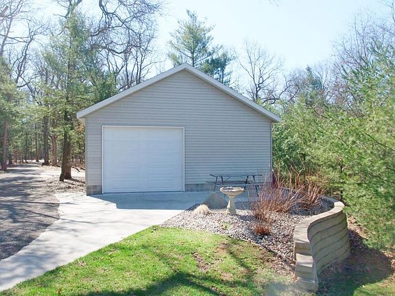 5th image of 4244 Huntington Ct