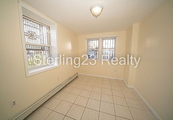 4th image of 25-20 36th Ave #1