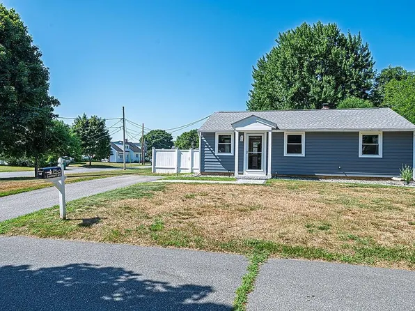 1 Eastmor Lane, Hampton, NH 03842