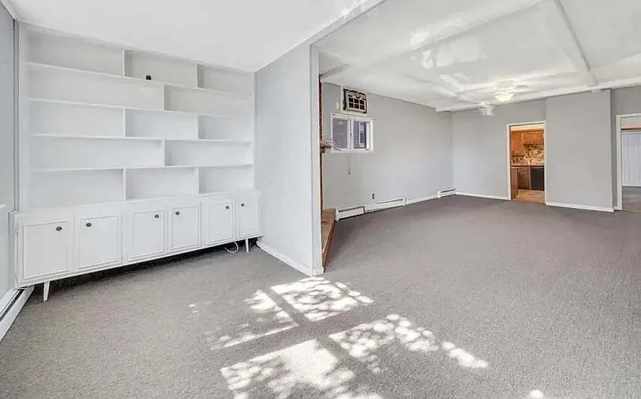 3 bed, 2.0 bath, 1800 sqft, $3,800 — Photo 3