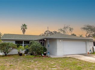 10307 119th St, Seminole, FL 33778
