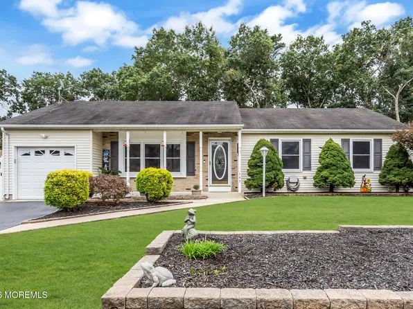 143 Lakewood Avenue, Lanoka Harbor, NJ 08734