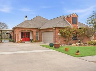 2808 S Locke Point Dr, Lake charles, LA 70605