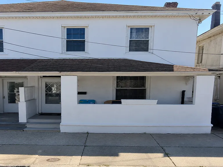 526 Drexel Ave — Photo 1