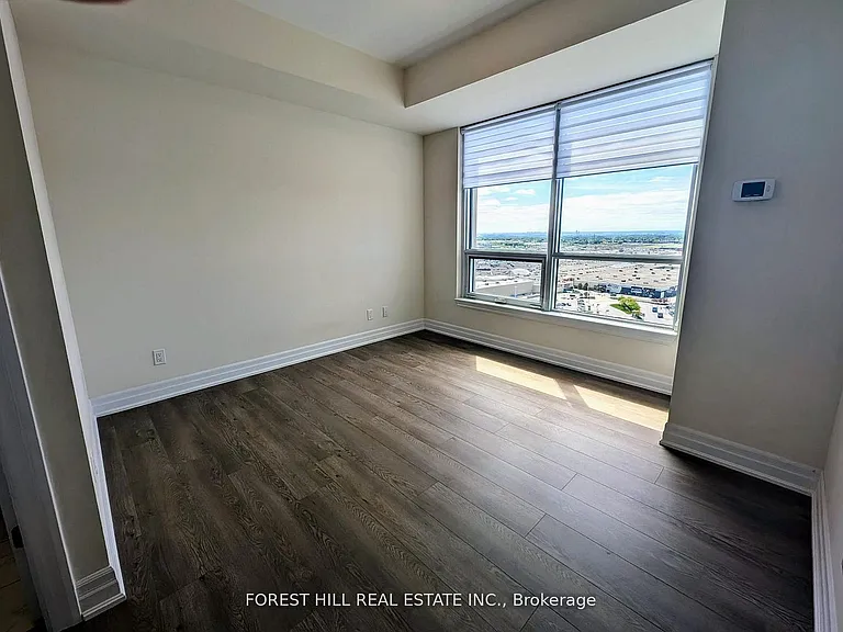 9075 Jane St #1909 — Photo 15