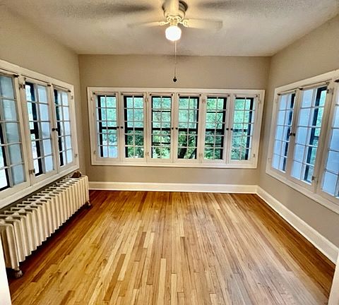 4th image of 1379 Saint Paul St APT 201