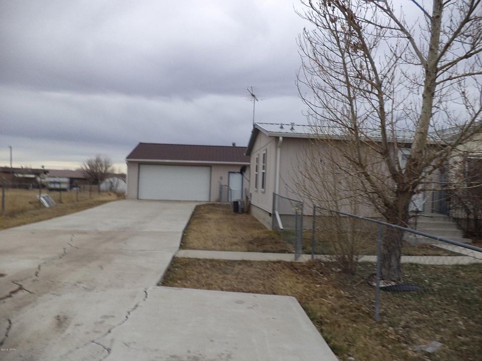 2nd image of 1343 Eisenhower Ave