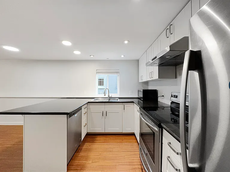 3440 W 26th Ave — Photo 3