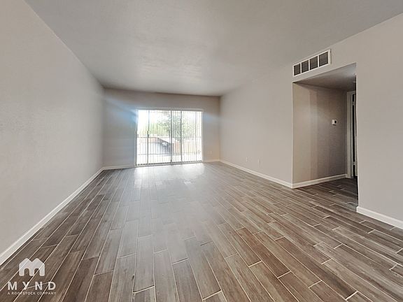 4th image of 2230 S Piney Point Rd APT 204