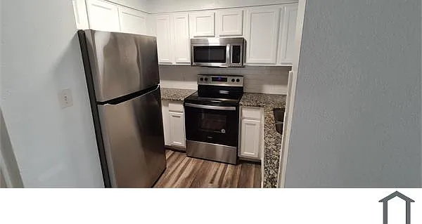 9817 Walnut St #I102 — Photo 22