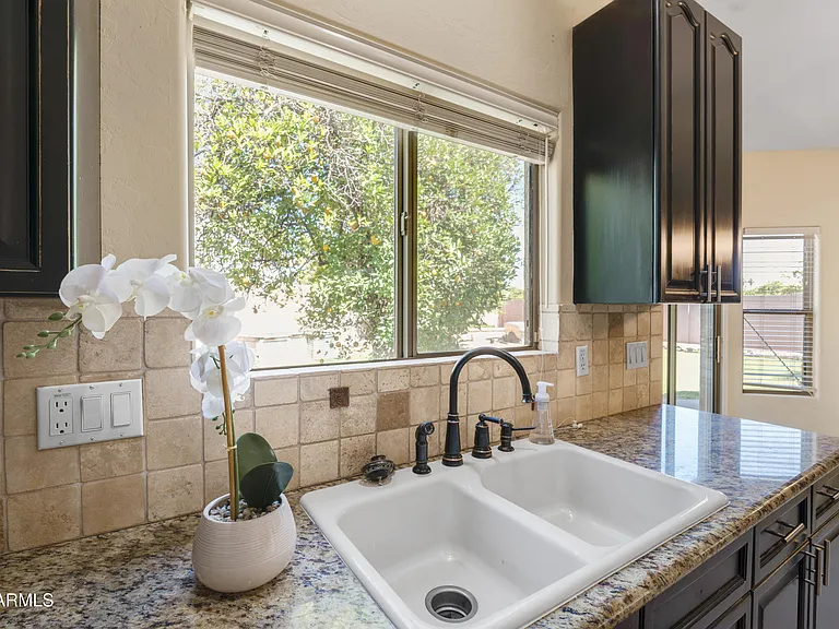 4335 E Fox Cir — Photo 33