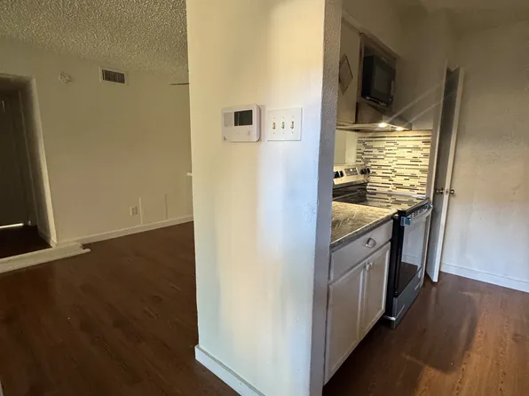 8110 Skillman St APT 1049, Dallas, TX 75231