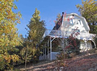 1020 Fawnskin Dr, Fawnskin, CA 92333