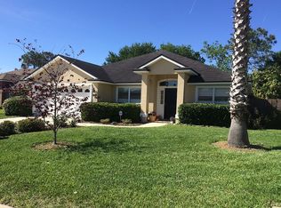 12133 Cedar Trace Dr N, Jacksonville, FL 32246