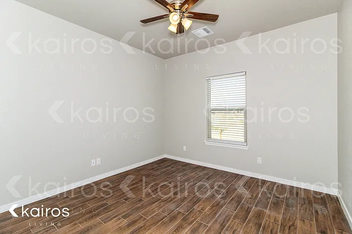 2811 Destin Ave — Photo 9