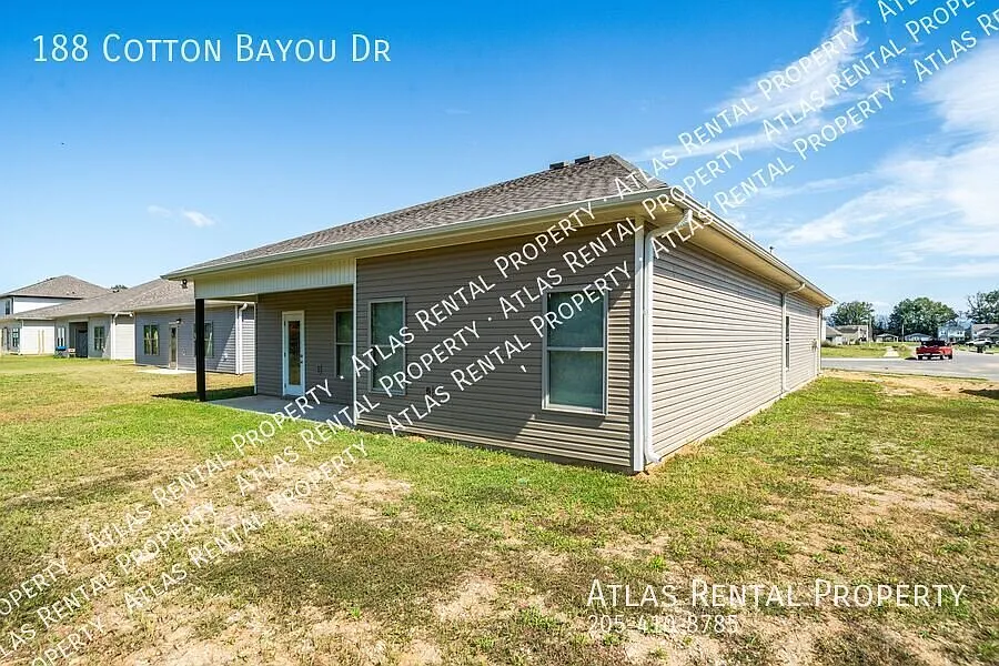 3 bed, 2.0 bath, 1779 sqft, $1,750 — Photo 3