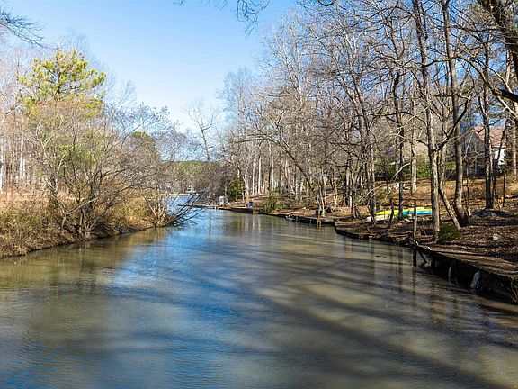3rd image of 242 W River Bend Dr
