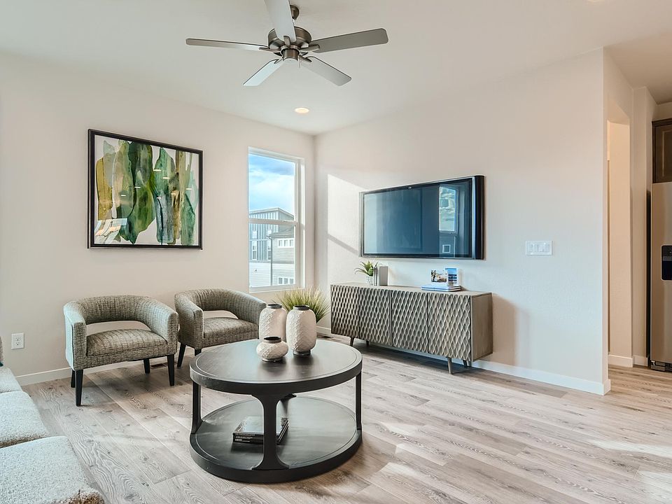05 Living Room